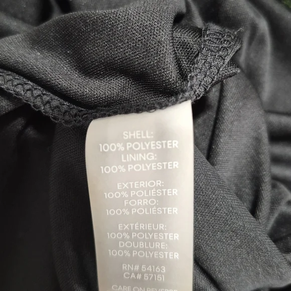 Calvin Klein - Picture 7 of 10